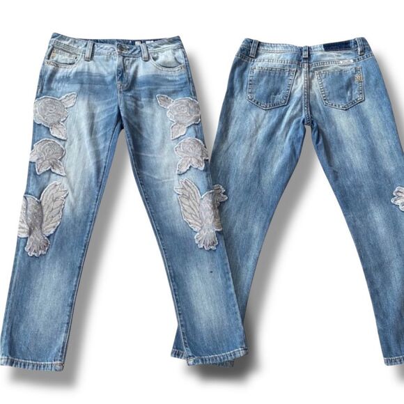 Miss Me Boyfriend Light Wash Ankle Floral Embroidered Jeans - Picture 1 of 14